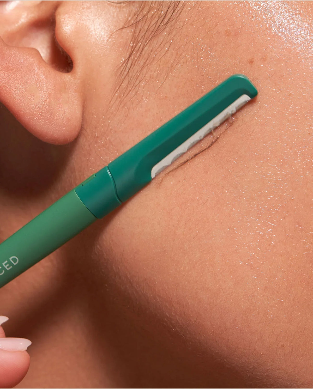 Face Rozer Facial Razor | Barefaced®